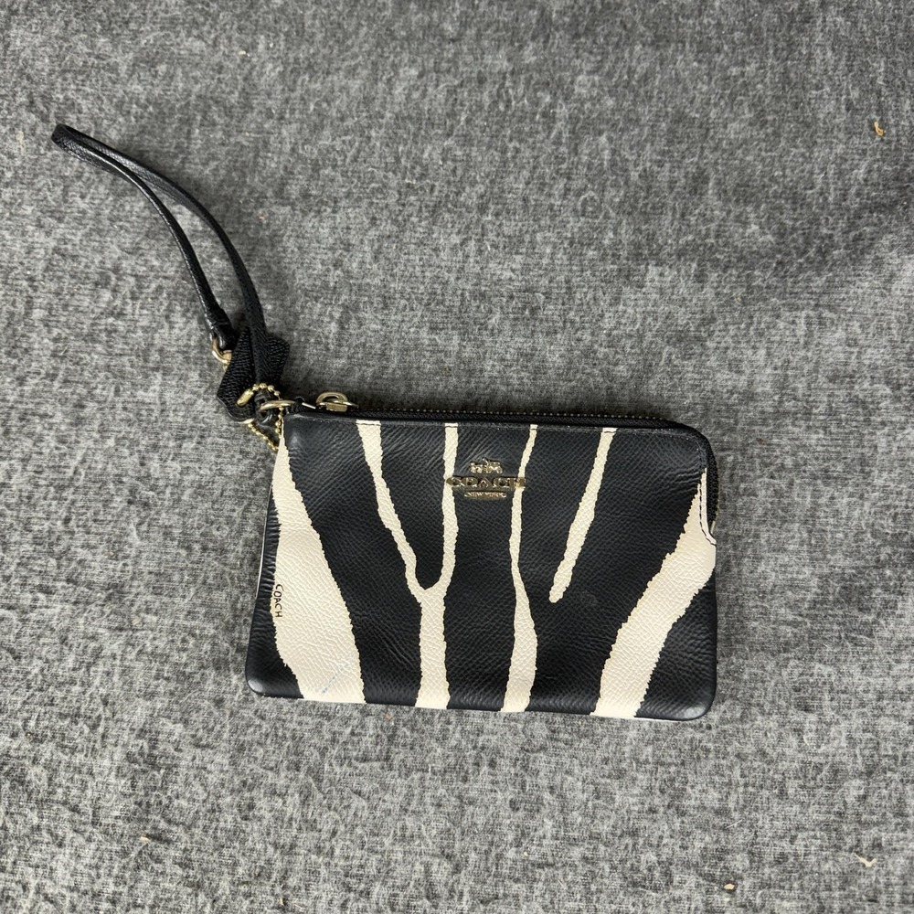 Coach Pouch Wallet Womens Black Zebra Print Leather Zip Wristlet 52435